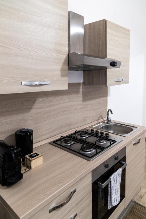 Kuchyňa alebo kuchynka v ubytovaní Sannio Deluxe Apartment - San Giovanni