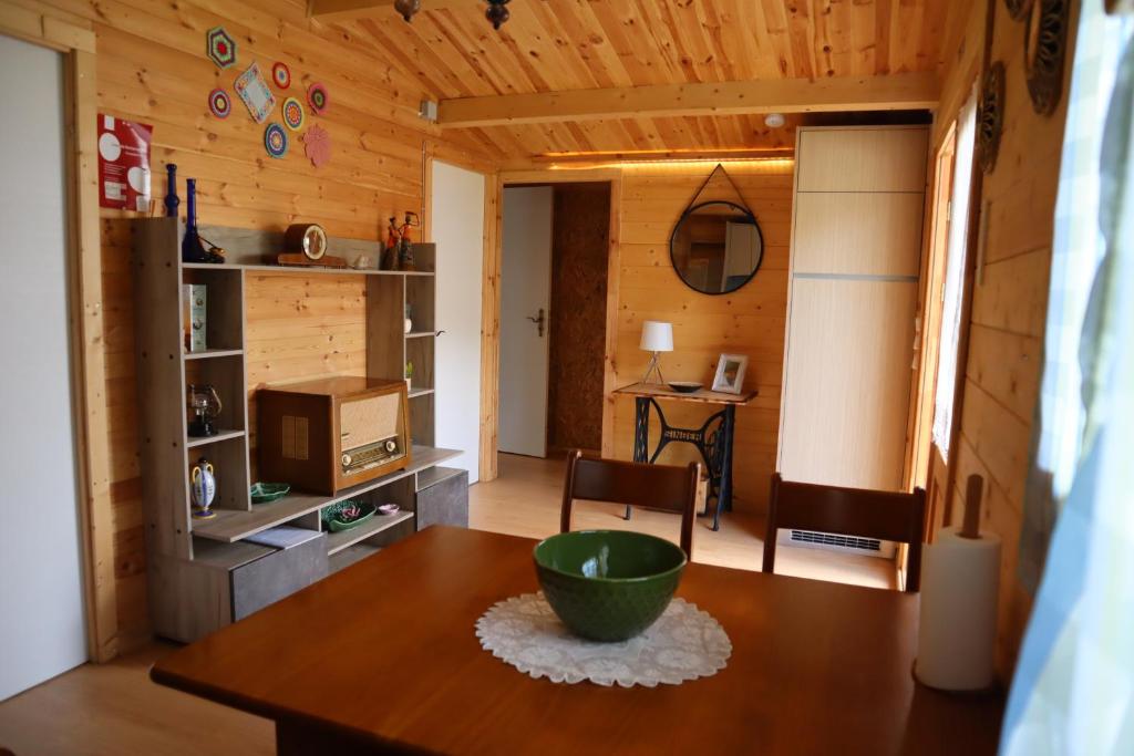 Kuchyň nebo kuchyňský kout v ubytování Casinha do Canto