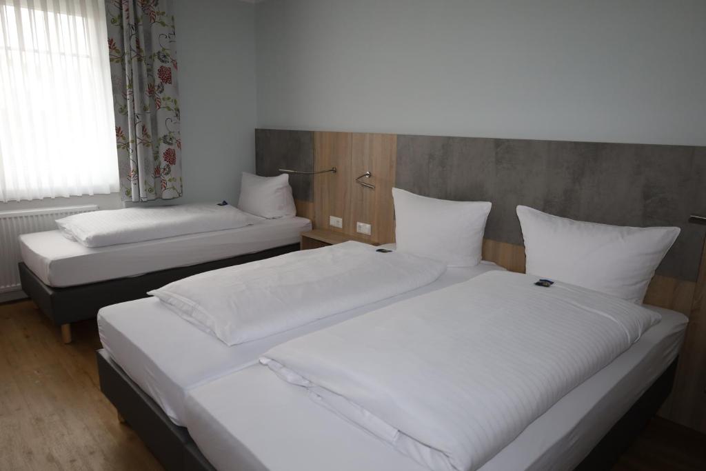 Hotel-Pension Am Böhmepark - Triple Room