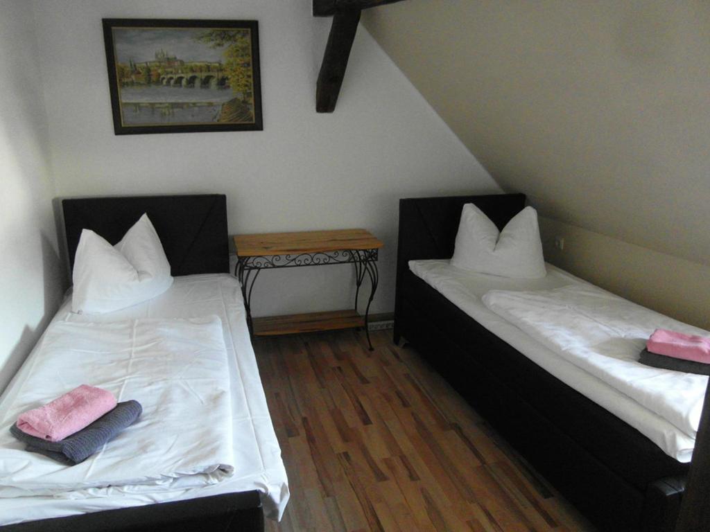 Pension Antik - Familienzimmer Mit Dusche