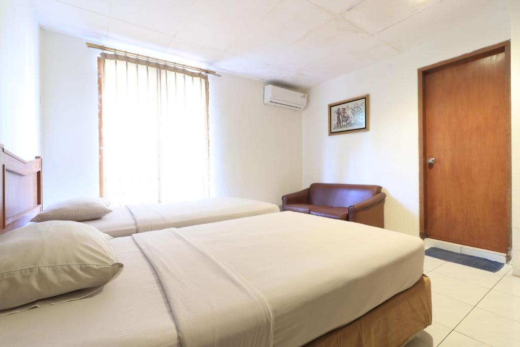 Hotel Prapancha - Deluxe Twin Room