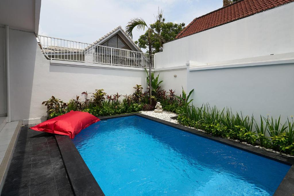 Casa Jinah 2 I Simply Modern Twin Villas (2BR) in Bidadari