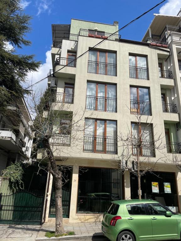 Apartment top center, Varna City (updated prices 2024)