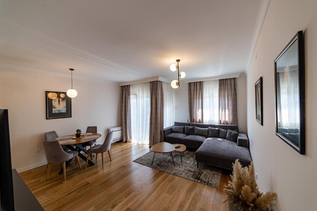 Apartments Centrale 28 - Two-Bedroom Apartment