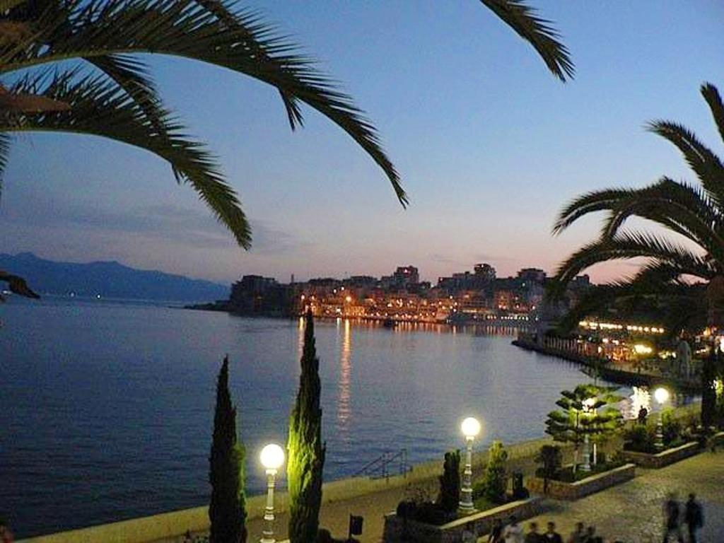 2 bedrooms appartement at Sarande 100 m away from the beach with balcony and wifi - Image 9
