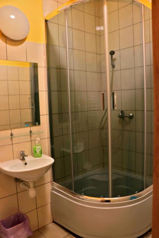 Bagno di Dom Studenta PANS - Akademik, Hostel