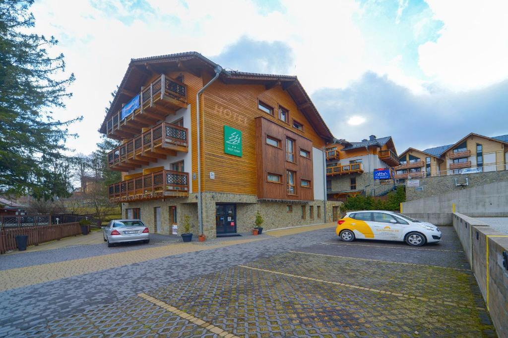 Budova, v ktorej sa apartmán nachádza