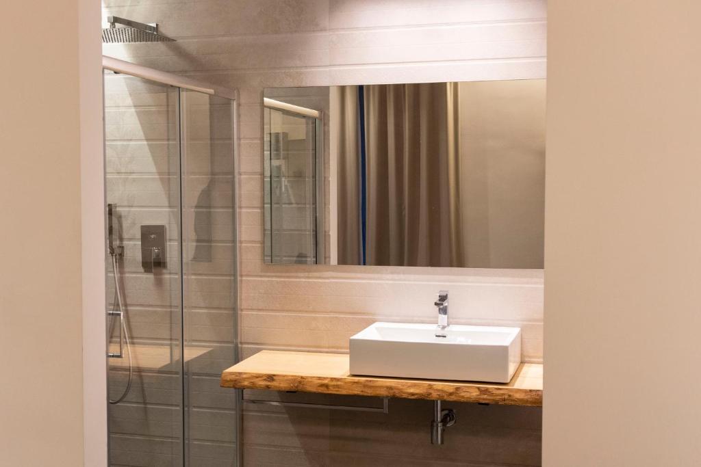 Porta Vetere - Boutique Rooms - Deluxe Doppelzimmer Mit Balkon