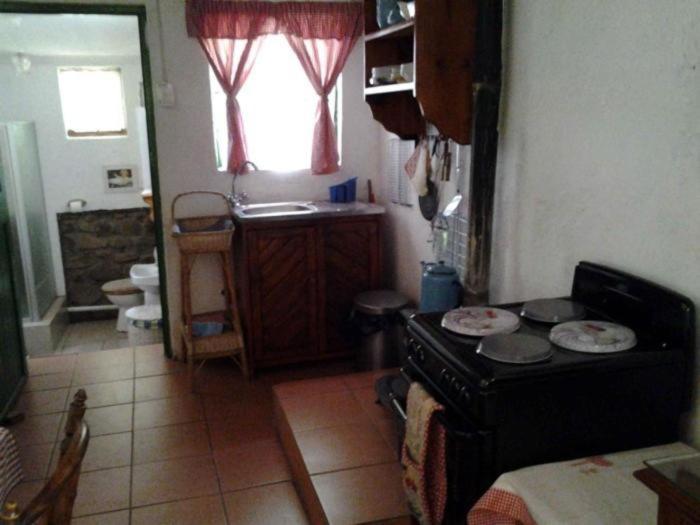 Den Hagen Guest Farm - Chalet De Deux Chambres