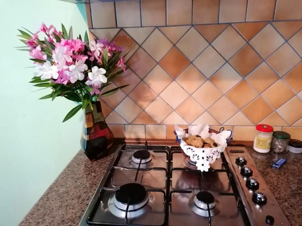 One bedroom appartement at Durres 50 m away from the beach with sea view and furnished balcony - Image 14