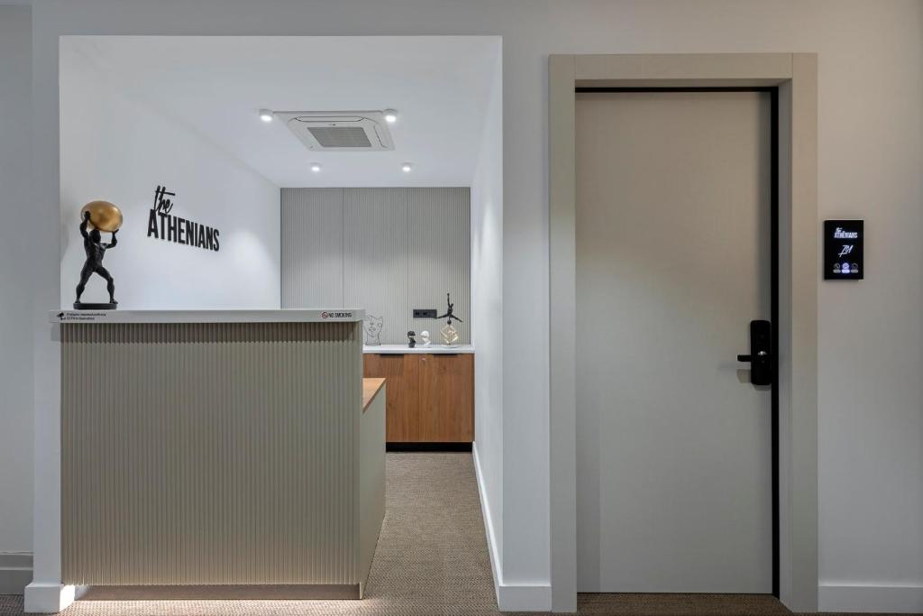 The Athenians Art Apartments - Resim 7