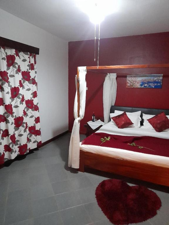 Gallery image of this property