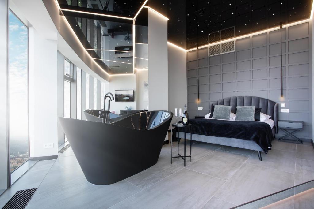 In The Sky - Apartamenty w Sky Tower - Executive Suite Apartment With Bathtub