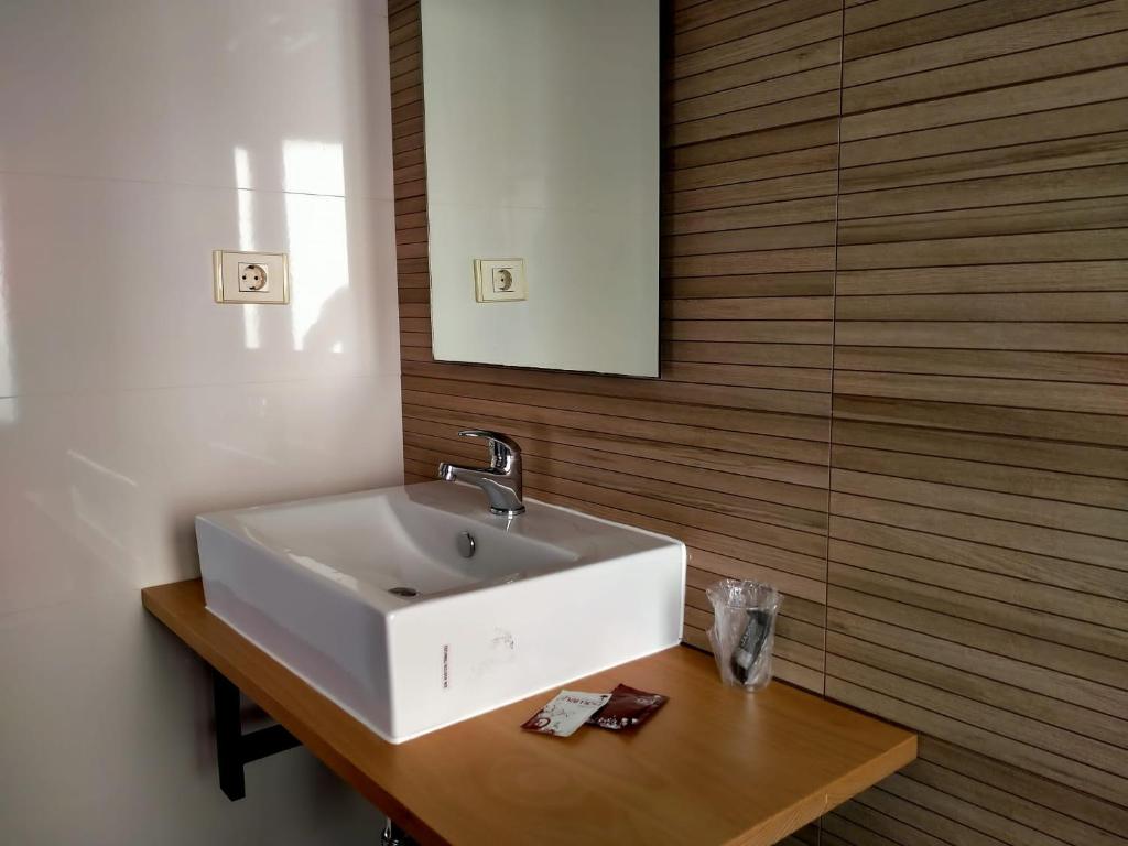 Fotografie z fotogalerie ubytování Hostal Meson de Paco v destinaci Cariñena