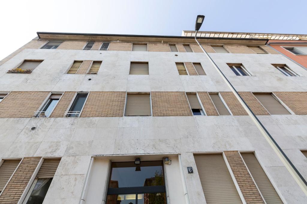 Budova, v ktorej sa apartmán nachádza