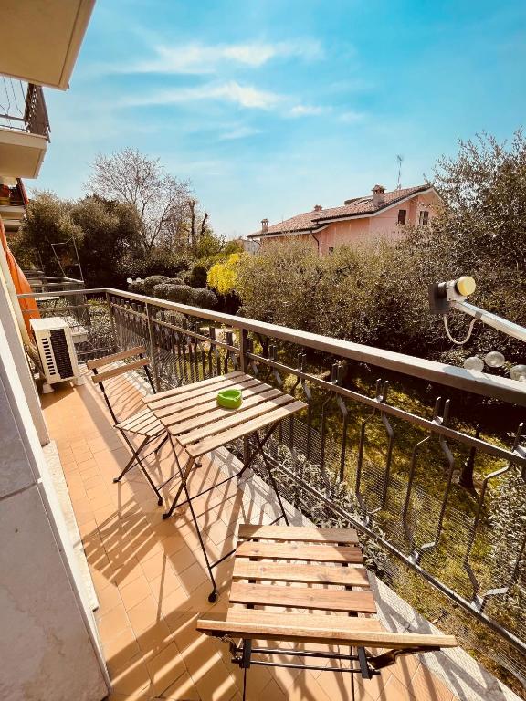 Balkon lub taras w obiekcie Appartamento lazise