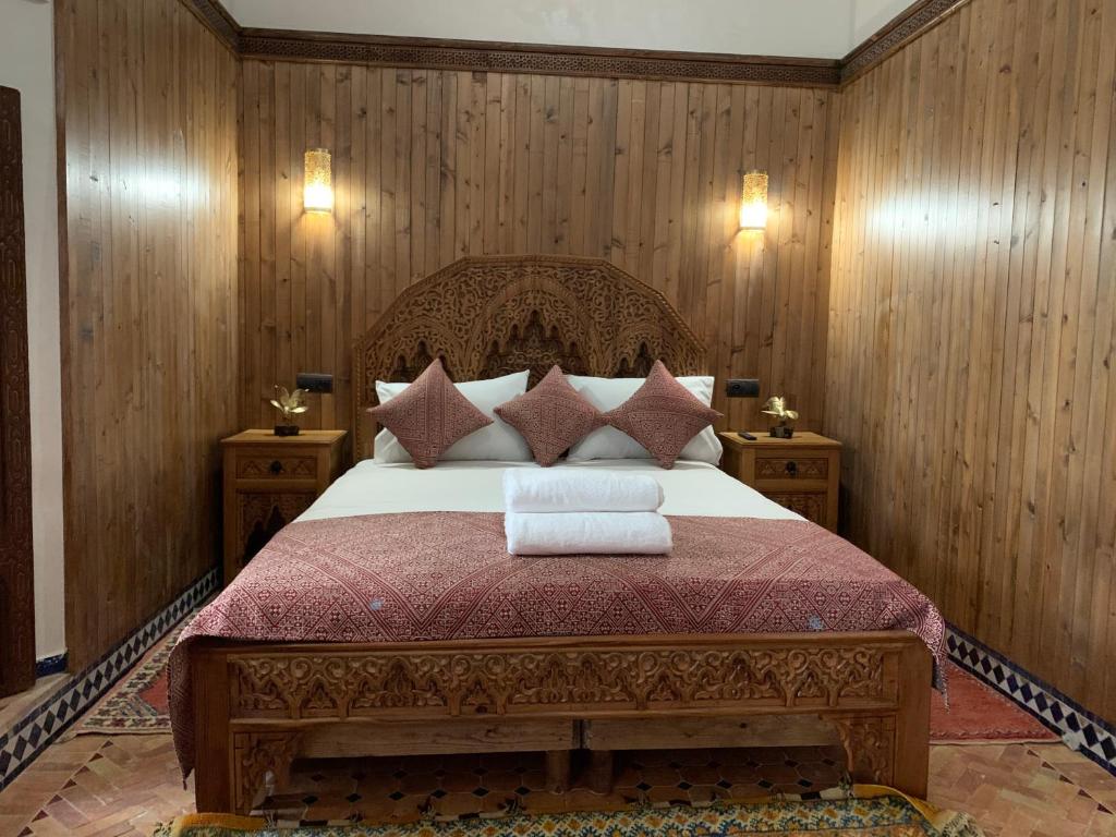 Postel nebo postele na pokoji v ubytování Riad Palais Marouane