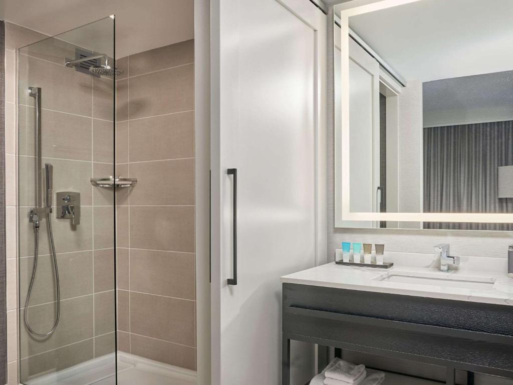 Hyatt Regency Deerfield - Habitación Doble Con Dos Camas Dobles