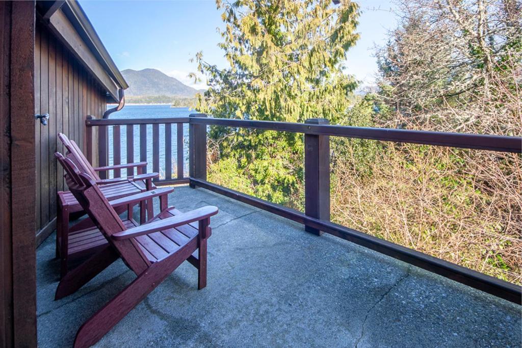 Balkón nebo terasa v ubytování Himwitsa Lodge