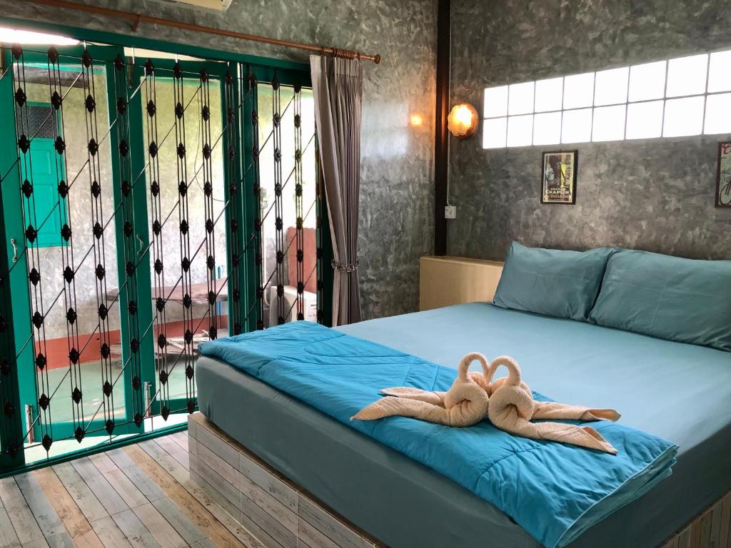 Pop riverside trat - 6