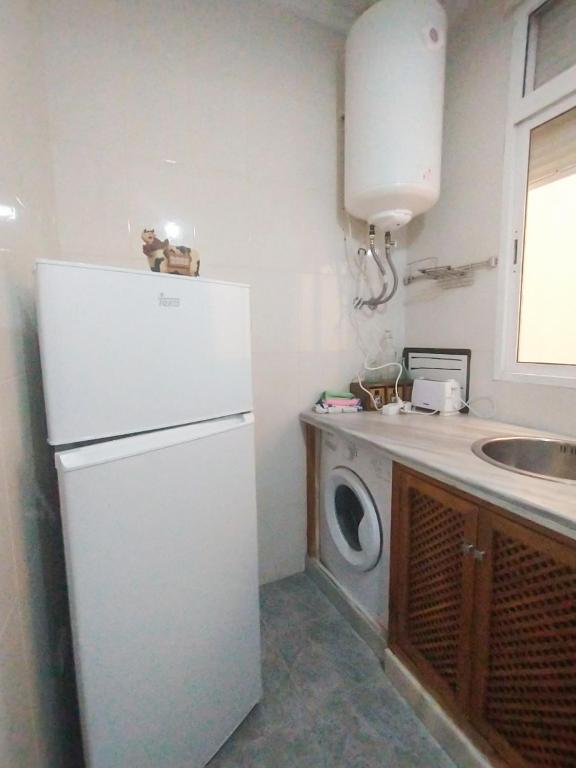 Kuchyňa alebo kuchynka v ubytovaní Estudios Santos