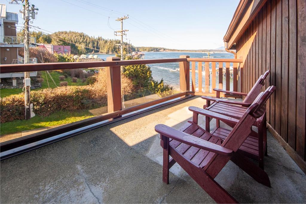 Himwitsa LodgeTofino photo