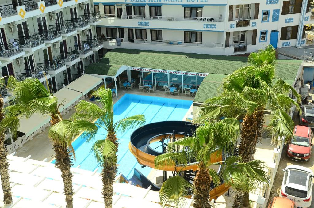 Bazén v ubytování Saygılı Beach Hotel nebo v jeho okolí