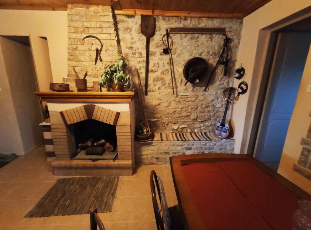 Posedenie v ubytovaní Panorea's Stone House
