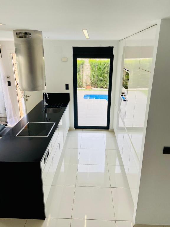 Luxury villa with private pool, Rojales – Tarifs 2023