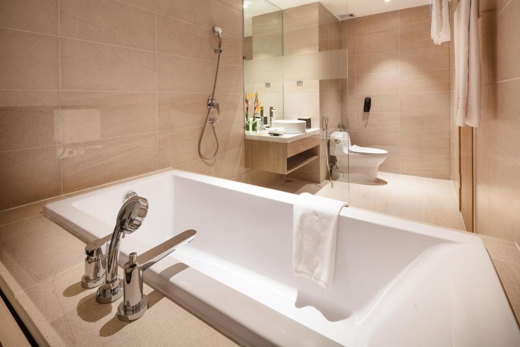 Suite Executive Nhìn Ra Thành Phố