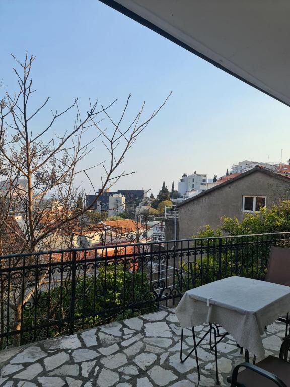 Balkón nebo terasa v ubytování Apartmani Vila Marija