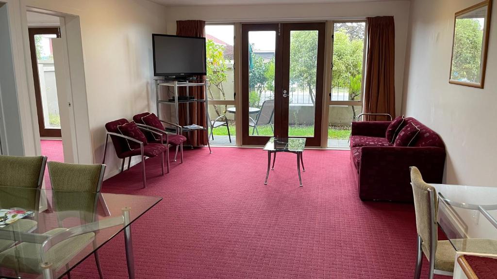 Chantillys Motor Lodge - Resim 15