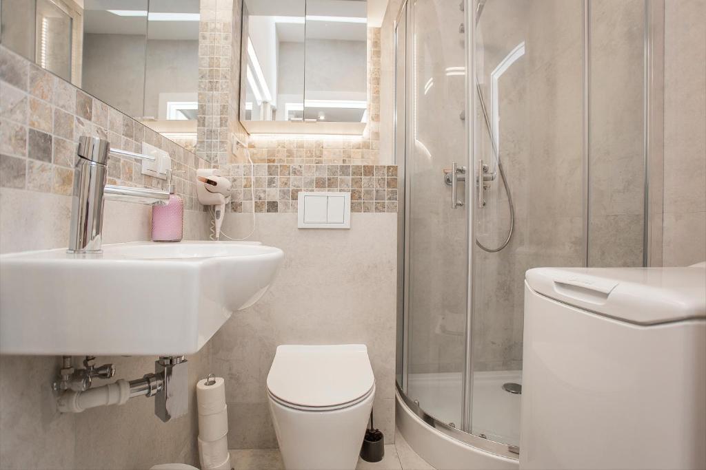 Urban Jungle apartment in the heart of the city - 13