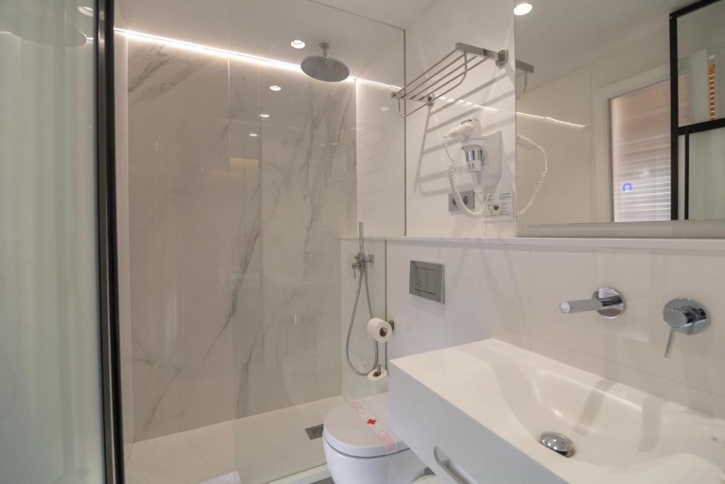 Hotel La Milagrosa - Resim 31