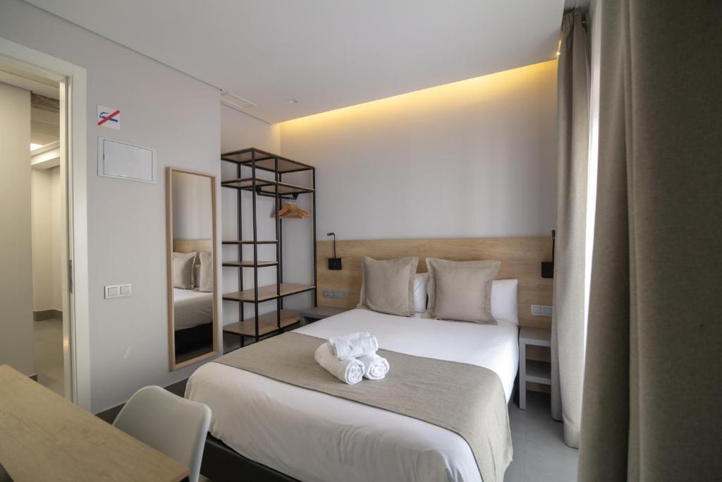 Hotel La Milagrosa - Resim 42