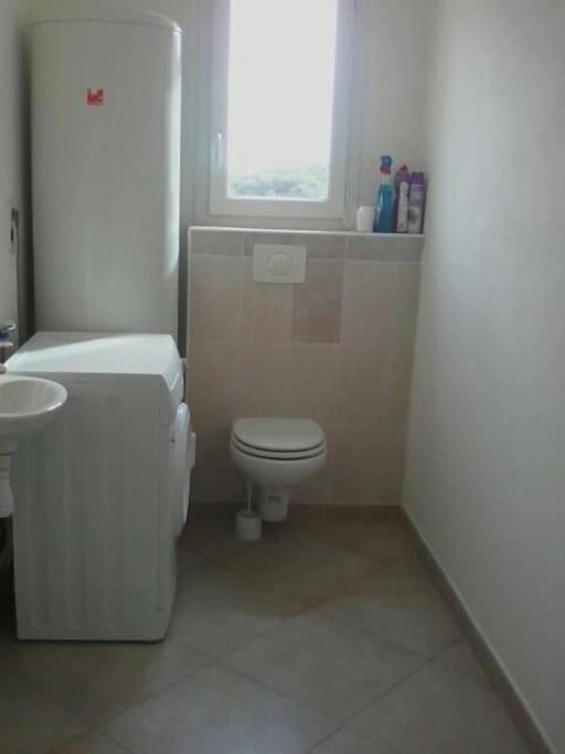 Koupelna v ubytování Appartement F3(70m²) vue sur la mer