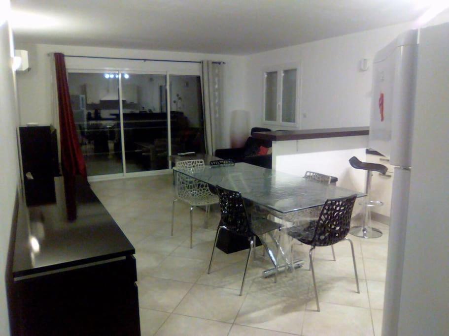 Fotografie z fotogalerie ubytování Appartement F3(70m²) vue sur la mer v destinaci Luri