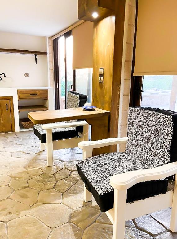 Posezení v ubytování Pistachio Guesthouse, Παραδοσιακός ξενώνας