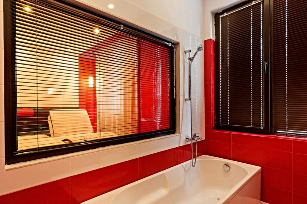 A bathroom at Villa Dryanovo