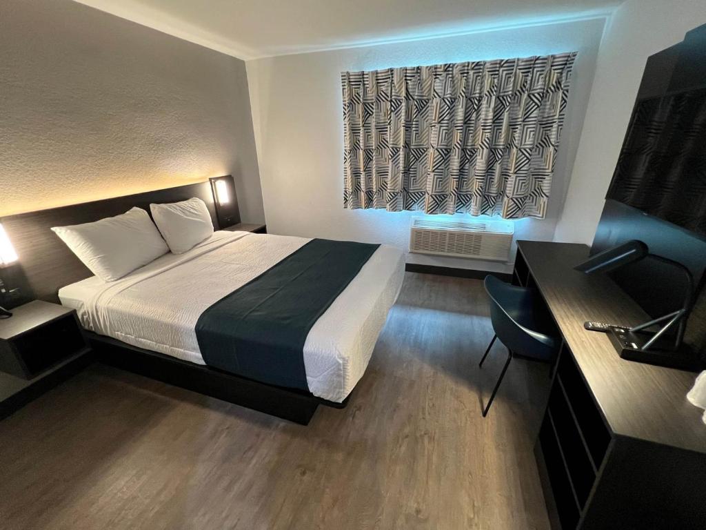 Motel 6-Fort Lauderdale, FL - 