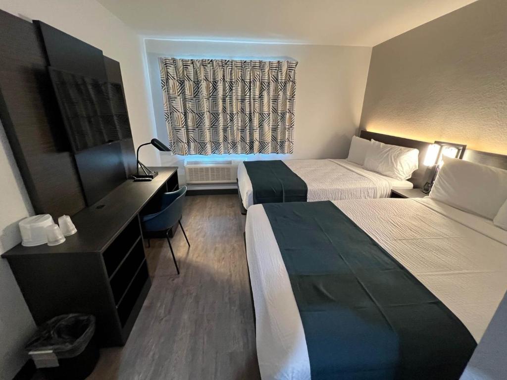Motel 6-Fort Lauderdale, FL - 