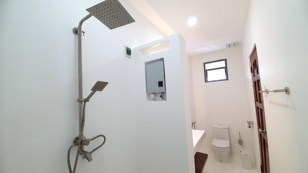 Un baño de Pawikan Boutique Hotel