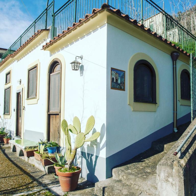 Budynek, w którym mieści się apartament