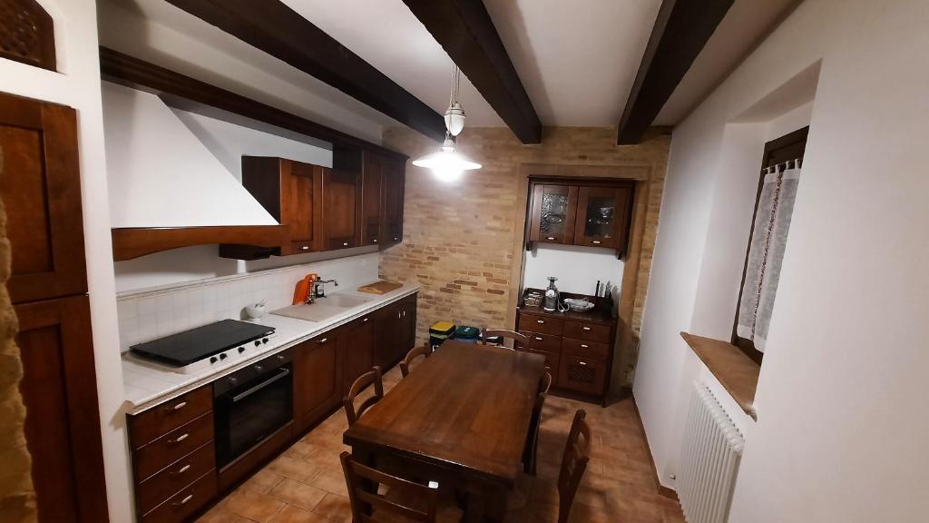 Kuchnia lub aneks kuchenny w obiekcie Appartamento country relax