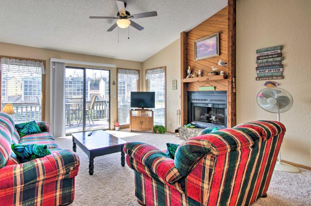 Lake of the Ozarks Condo Direct Lake Access!, ???????? ?????????? ????????????????