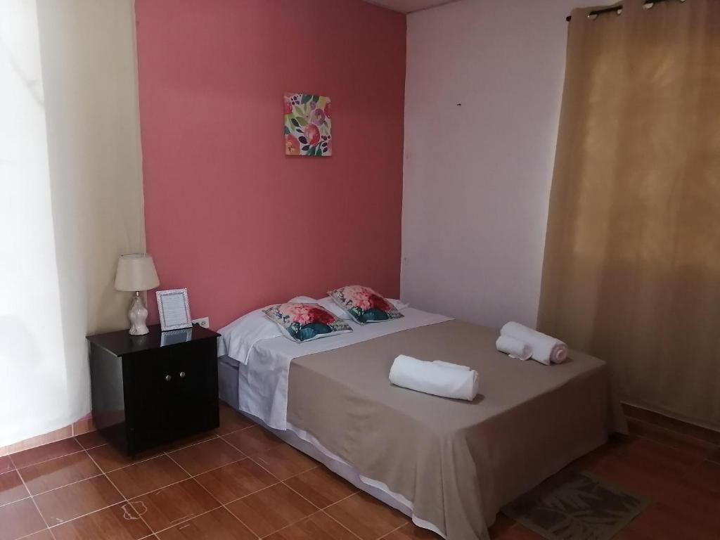 Cama o camas de una habitación en Casa Hostal Bouvá