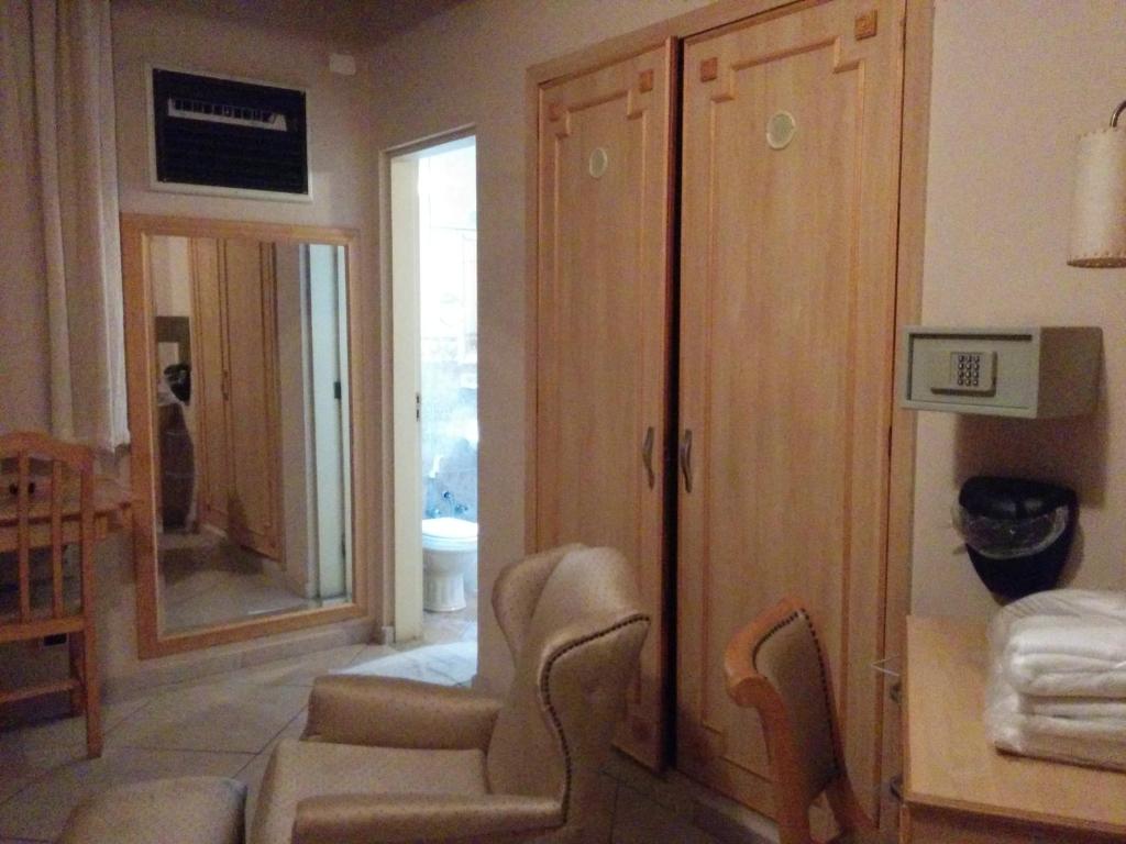  Novo Paramount Hotel