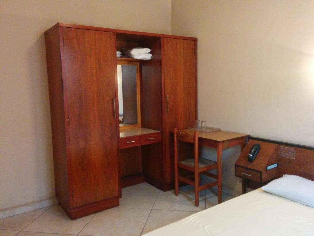  Novo Paramount Hotel