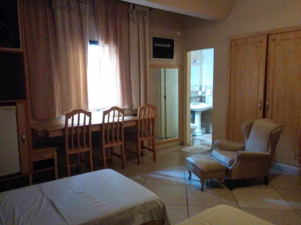  Novo Paramount Hotel