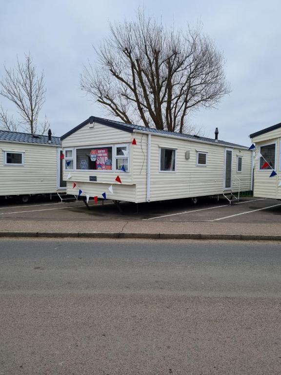 Jacqueline's holiday homes seawick clacton on sea, Saint Osyth (updated